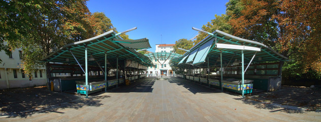 MERCATO DEL PESCE A TREVISO IN ITALIA, FISH MARKET IN TREVISO IN ITALY