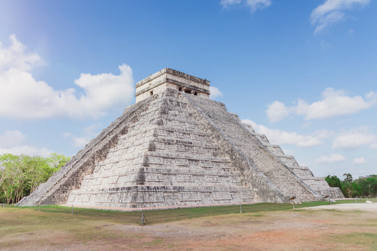 Mexico, Yucatan, Chichen Itza, Mayan ruins