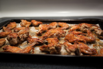 Poultry Food Crispy Baked Chicken Wings in Pan