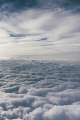 Über den Wolken im Flugzeug - In the clouds