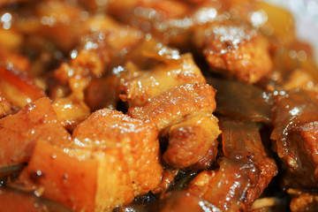 Braised pork in brown sauce