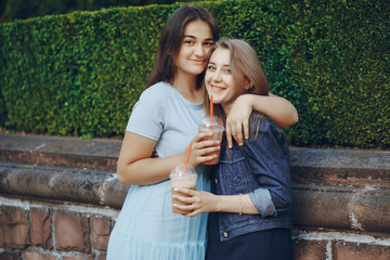 Fototapeta premium girls with coffee