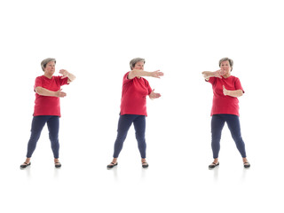 Obraz premium Tai chi forms performed by older woman