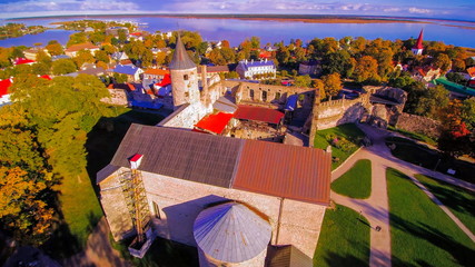 8312_The_old_medieval_castle_spot_in_Haapsalu.jpg