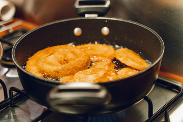 Deep frying schnitzels