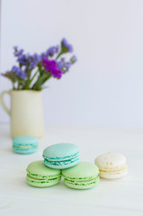 Obraz na płótnie Canvas Cake macaron or macaroon from above, colorful almond cookies, pastel colors.