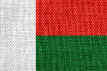 Fahne von Madagaskar auf altem Leinen