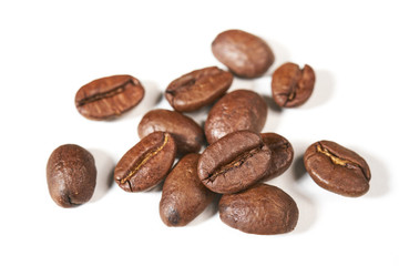Porozrzucane ziarna kawy