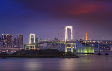 Fototapeta na wymiar view of Rainbow bridge, Tokyo skyline and Tokyo tower, twilight scene