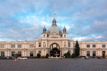 Fototapeta na wymiar Lviv Railway station