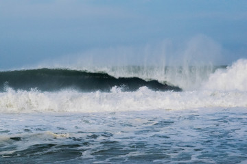 Olas grandes en Zicatela, Oaxaca, Mexico