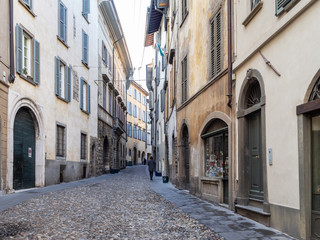Fototapeta na wymiar street Via Salvecchio in Upper Town of Bergamo