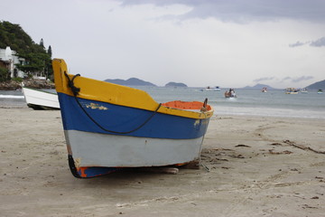 Boat on The Beach - Barco na Praia