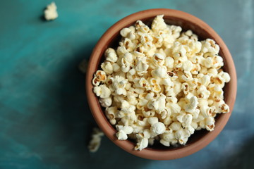 Popcorn studio turquoise background