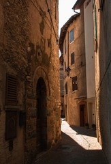 Fototapeta na wymiar Vicolo di Tremosine su Garda