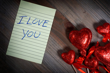 Love note and hearts background 