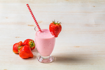 新鮮いちごジュース　Fresh strawberry juice