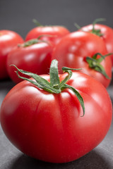 真っ赤なトマト