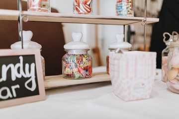 Hochzeitstisch, Deko, Gedeckter Tisch, Kerzen Florist