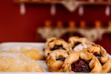shortbread cookies with cherry filling