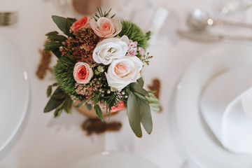 Hochzeitstisch, Deko, Gedeckter Tisch, Kerzen Florist
