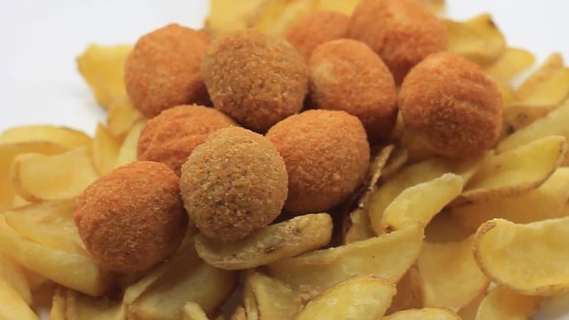 fritto misto fast food patate e olive ascolane