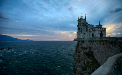 Photos, illustrations et vidéos de hirondelle