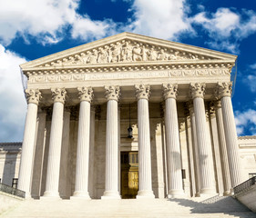 Obraz premium United States Supreme Court Building in Washington DC, USA