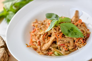noodles with shrimps and vegetables