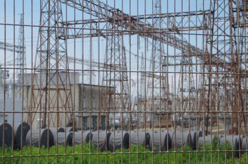 日本　電線　門真市　鉄塔