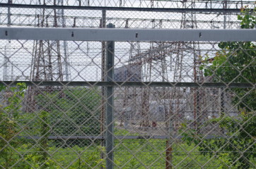 日本　電線　門真市　鉄塔