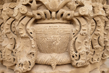 Stone carving on Qutab Minar, Delhi, India 