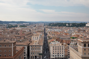 Naklejka premium Panoramic view of Piazza Venezia and city from Vittoriano
