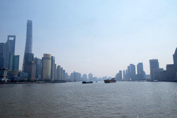 Obraz premium Shanghai city at morning in foggy day 