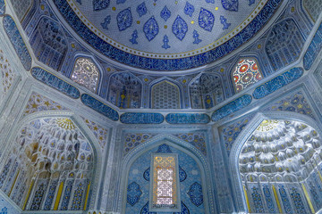 Fototapeta na wymiar Samarkand Shah-i-Zinda 16