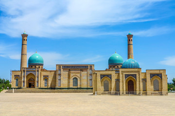 Fototapeta na wymiar Tashkent Hazrati Imam Complex 11