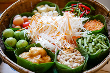 Raw material for making papaya salad