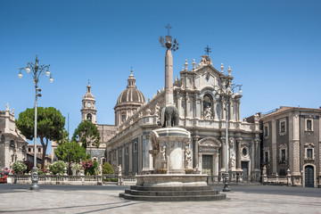 Fototapeta na wymiar Piazza del Duomo in Catania with the Elephant Statue and the Cathedral of Santa Agatha