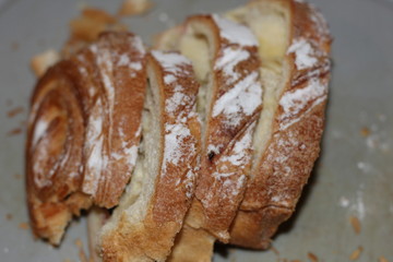 hot cross buns with poppy seeds