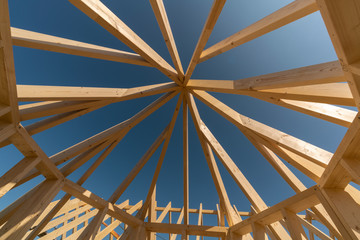 Neubau - Dachkonstruktion in rund