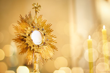 Ostensorial adoration in the catholic church - obrazy, fototapety, plakaty