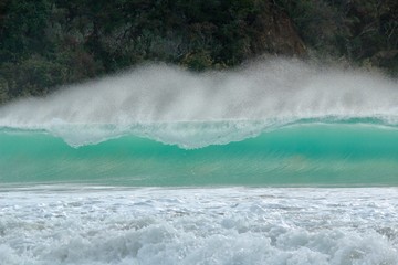 南伊豆　弓ヶ浜の大波