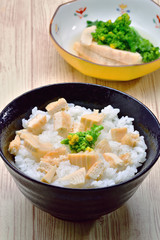 春の味覚　筍御飯