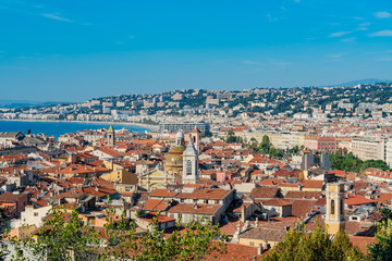 Fototapeta na wymiar Aerial view of the Nice downtown cityscape from Castle Hill