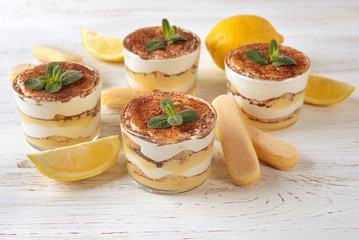 Lemon tiramisu dessert