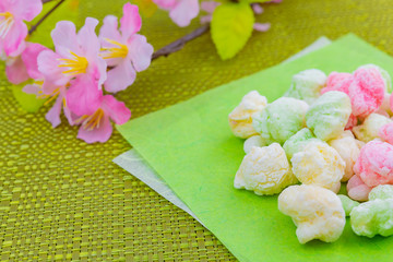 ひなあられ　ひな祭りイメージ　3月3日