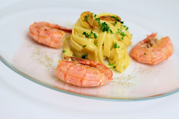 Fettucchine mit Garnelen