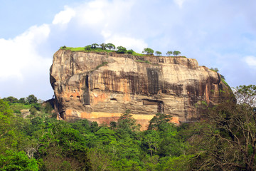 Fototapeta na wymiar Sigiriya Rock, ancient fortress near to Dambulla, Sri Lanka