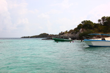 the tourist enjoy snorkeling trip at samae san Chon buri Thailand,one day trip snorkel by speed boat.