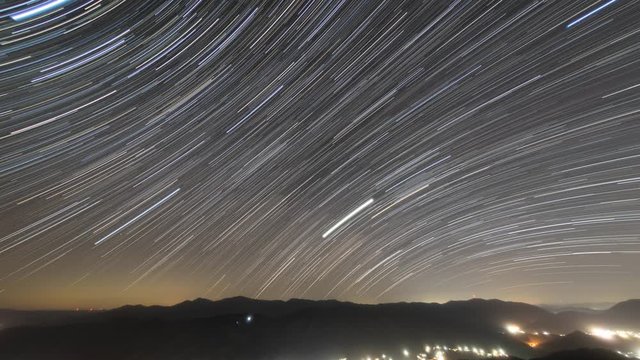 オリオン座と雲海_タイムラプス_4K_24bps
